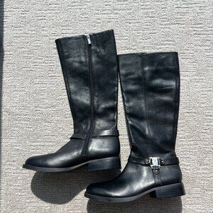 Vince Camuto Farren Black Leather Harness riding boots / Zipper / Wide Calf 10M